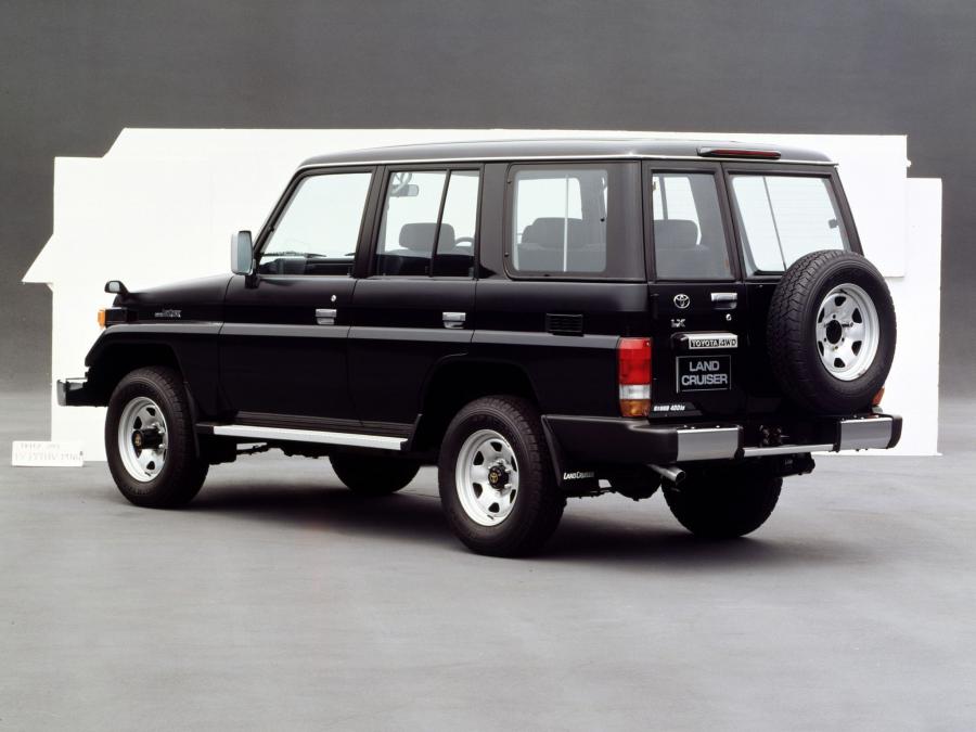  Toyota Land Cruiser 70 1990 года  (фото 6 из 7)